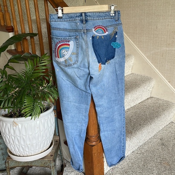 Forever 21 Boyfriend Jeans with Fun Embroidery - Picture 1 of 15
